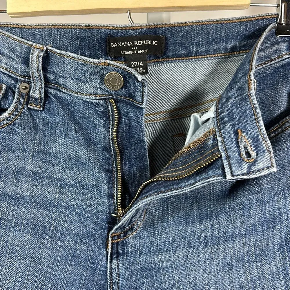 BANANA REPUBLIC Women's Distressed Denim Straight Ankle Jeans Blue Size 27/4